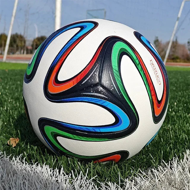 2014 Match PU Soccer ball Men Professional Size 5 Futbol Child Outdoor Sports Training ball High Quality Adult Team Footballs